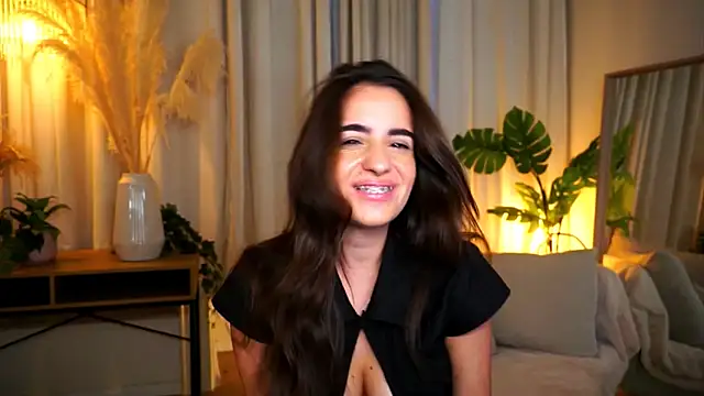Snapshot of miilky_wayy chatting on 09-14-25, 12:27 miilky wayy online show from 09-14-25, 12:27