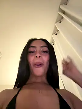 yasmingarcia online show from 11-19-25, 11:49