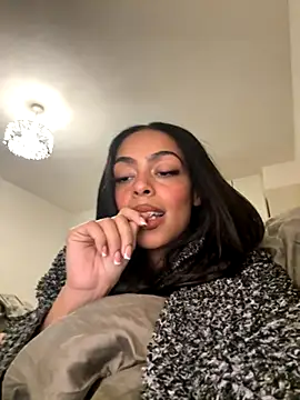 yasmingarcia online show from 11-20-25, 01:12