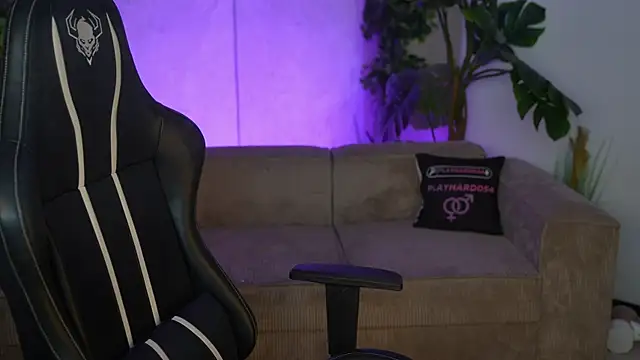 Luna secretgirl online show from 11-12-25, 08:51