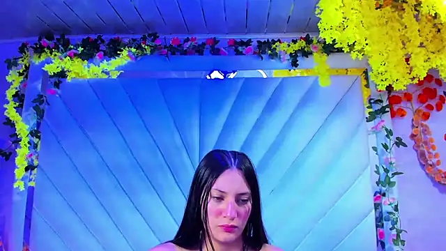  Luna Bennett online show from 11-07-25, 12:42