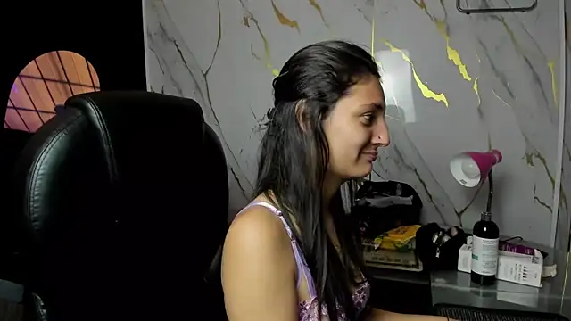  Luna Bennett online show from 05-29-26, 07:53