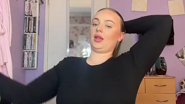 SexySashaxox online show from 02-23-26, 10:54