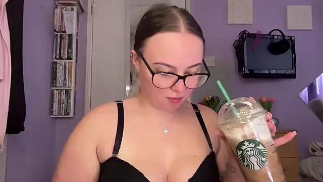 SexySashaxox online show from 03-08-26, 01:47