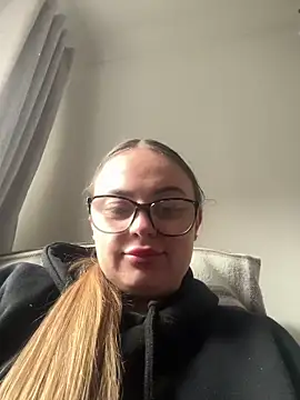 SexySashaxox online show from 02-08-26, 10:13