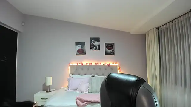 Miss Cataleya   online show from 05-08-26, 11:36