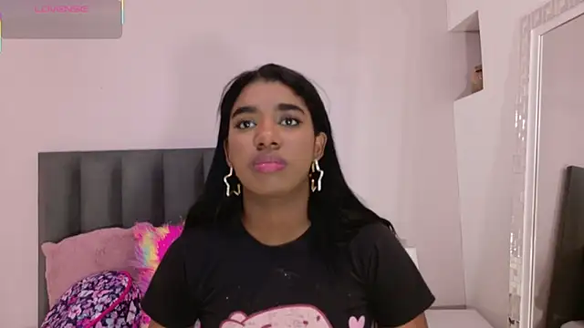 KendraChavez  online show from 09-18-25, 08:56