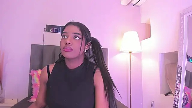 KendraChavez  online show from 02-11-26, 09:03