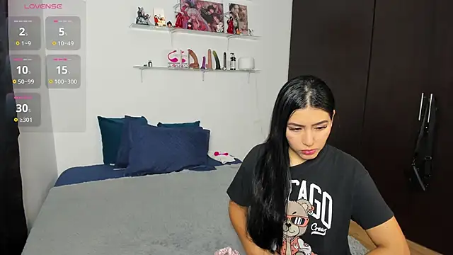 marianaandvalen online show from 10-03-25, 11:12