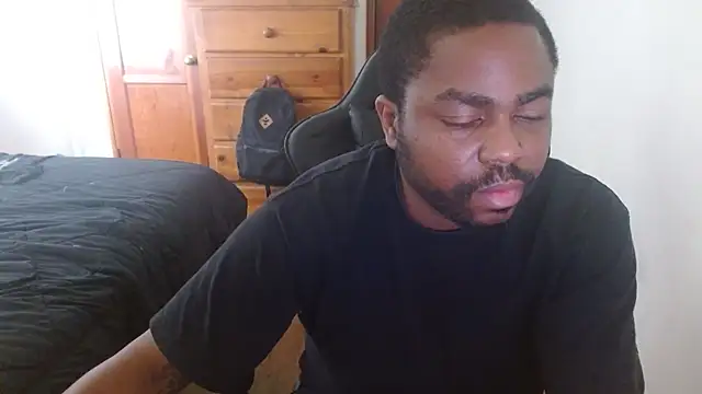 Breadwinnah online show from 10-30-25, 07:33