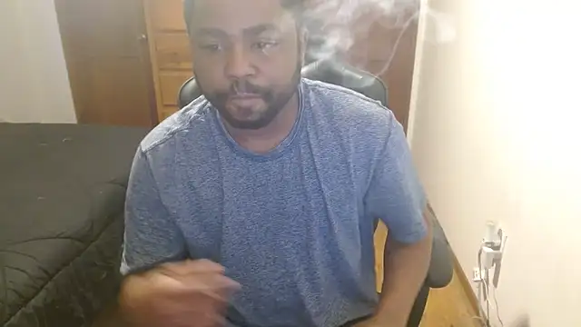 Breadwinnah online show from 10-27-25, 02:18