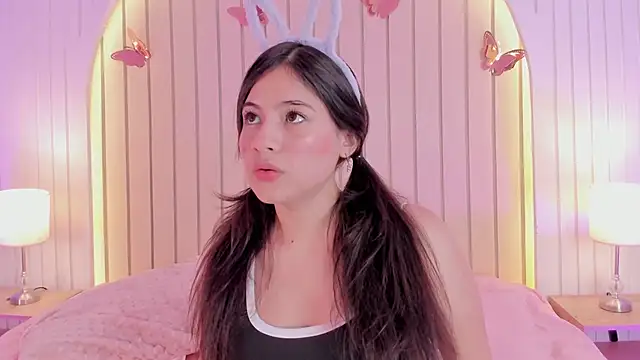 ameliiaa smith online show from 10-17-25, 02:26