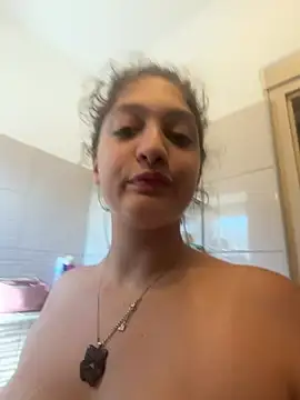 DreamThickCouple online show from 07-31-26, 02:47