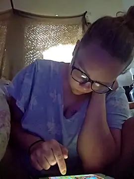 countrymomma online show from 10-07-25, 01:01