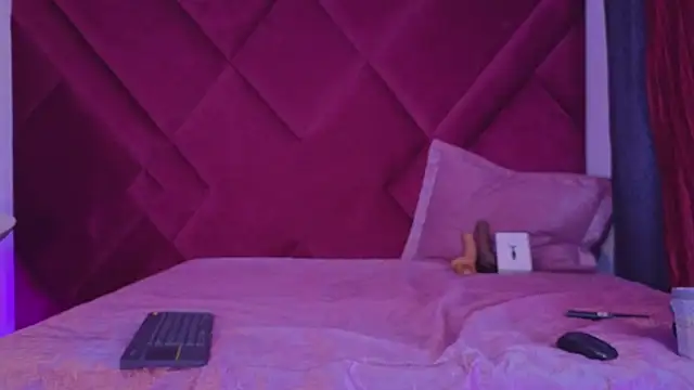 Kayalstone 12 online show from 10-30-25, 07:17