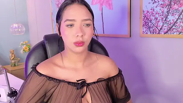 HilaryQueen online show from 01-14-26, 02:31