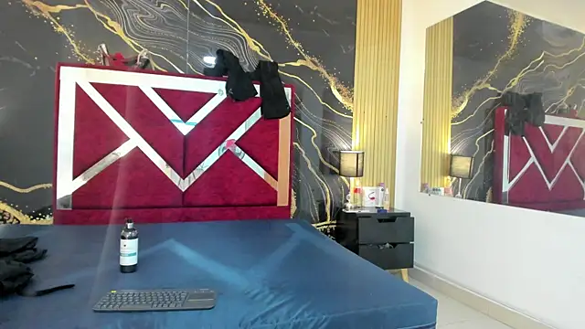 VioletRose as online show from 11-08-25, 09:07