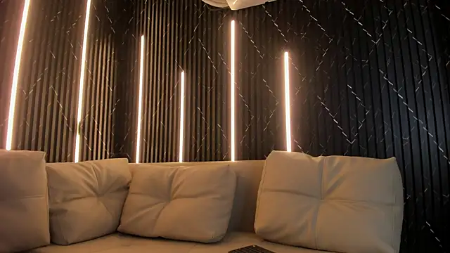 VioletRose as online show from 04-09-26, 08:37