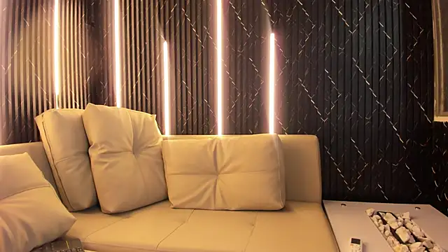 VioletRose as online show from 03-20-26, 03:40