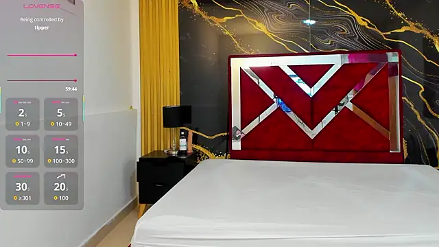 VioletRose as online show from 02-19-26, 07:44