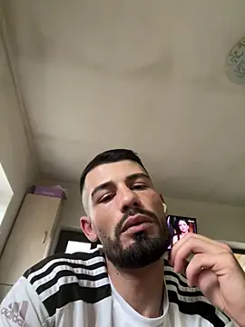 Gold7leonnnn online show from 03-29-26, 01:35