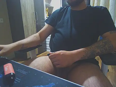 Snapshot of abcillian chatting on 11-11-25, 08:36 abcillian online show from 11-11-25, 08:36