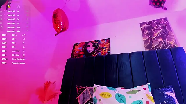 Annie switt online show from 11-12-25, 04:38