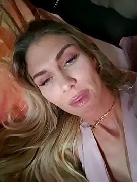 Melody1600 online show from 11-24-25, 09:04