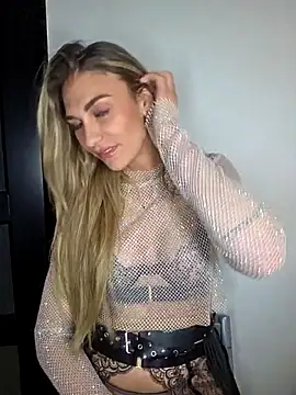 Snapshot of Melody1600 chatting on 03-23-26, 08:08 Melody1600 online show from 03-23-26, 08:08