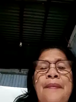 Snapshot of Sweet-Lita50 chatting on 10-27-25, 01:12 Sweet-Lita50 online show from 10-27-25, 01:12