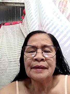 Snapshot of Sweet-Lita50 chatting on 03-10-26, 05:44 Sweet-Lita50 online show from 03-10-26, 05:44