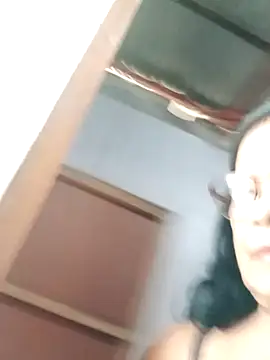 Snapshot of Sweet-Lita50 chatting on 10-28-25, 03:29 Sweet-Lita50 online show from 10-28-25, 03:29