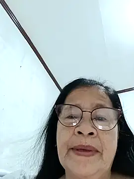 Snapshot of Sweet-Lita50 chatting on 04-15-26, 11:27 Sweet-Lita50 online show from 04-15-26, 11:27