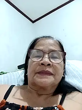 Snapshot of Sweet-Lita50 chatting on 02-28-26, 04:23 Sweet-Lita50 online show from 02-28-26, 04:23