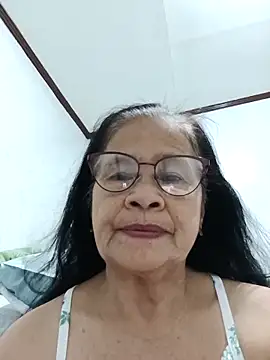 Snapshot of Sweet-Lita50 chatting on 04-05-26, 10:11 Sweet-Lita50 online show from 04-05-26, 10:11