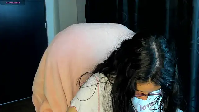 Samantha blow online show from 10-19-25, 04:04