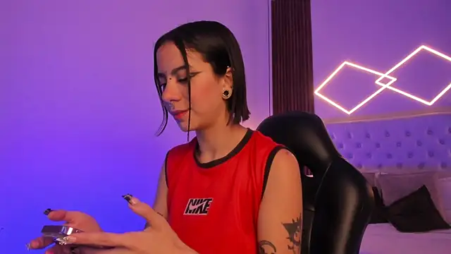 ZamabyCrucie online show from 11-29-25, 03:50