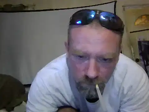 Eat it from the back online show from 09-16-25, 02:45