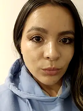 Snapshot of zara_smtih chatting on 09-15-25, 01:50 zara smtih online show from 09-15-25, 01:50
