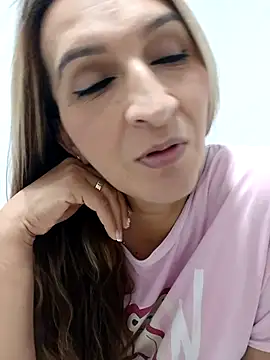 Snapshot of alanastones-19 chatting on 10-11-25, 04:24 alanastones-19 online show from 10-11-25, 04:24