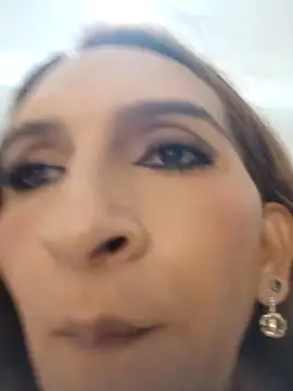 Snapshot of alanastones-19 chatting on 04-06-26, 01:01 alanastones-19 online show from 04-06-26, 01:01