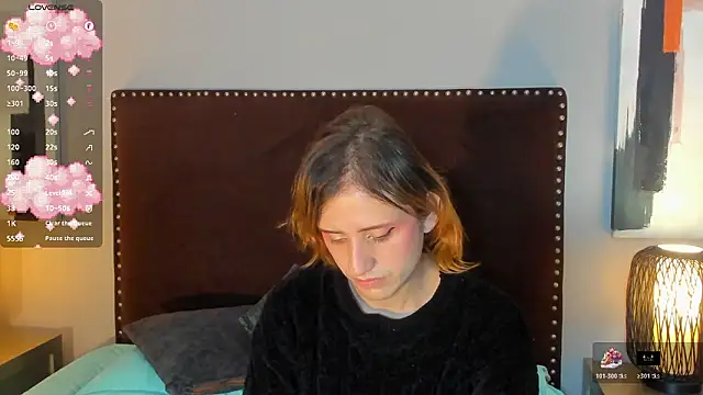 seraphine star online show from 02-22-26, 12:51