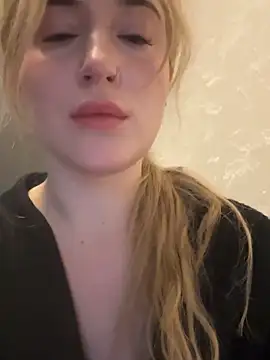 acidjuice0 online show from 11-25-25, 02:12