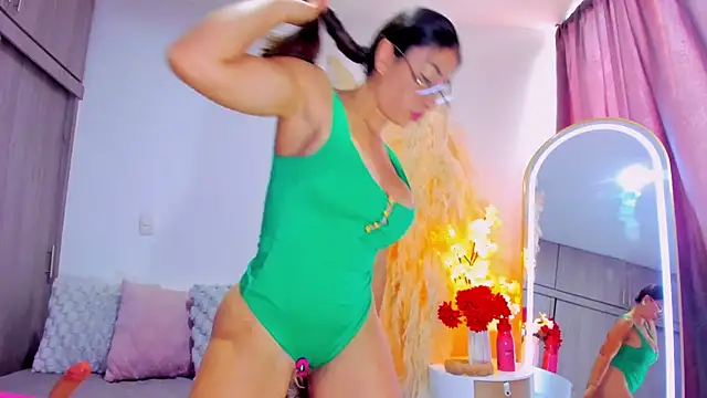 briana preston online show from 03-25-26, 04:28