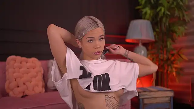 NickyBenz online show from 11-07-25, 06:56