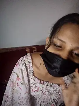 Pinkki-Age18 online show from 01-13-26, 08:46