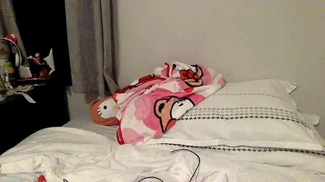 Snapshot of toomuchofafreak chatting on 02-15-26, 10:41 toomuchofafreak online show from 02-15-26, 10:41