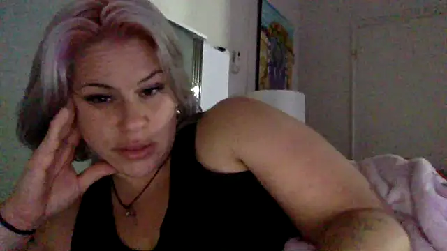 toomuchofafreak online show from 12-23-25, 11:09