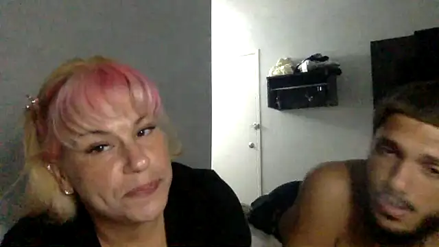 toomuchofafreak online show from 06-19-26, 07:47