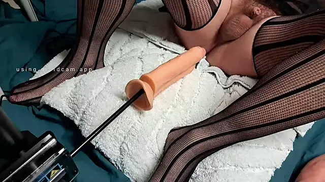 Snapshot of redobeyhole chatting on 10-14-25, 06:41 redobeyhole online show from 10-14-25, 06:41